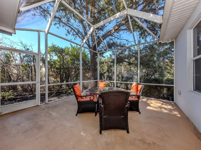 Desirable, turnkey furnished, this light-filled David Hunihan - photo 5