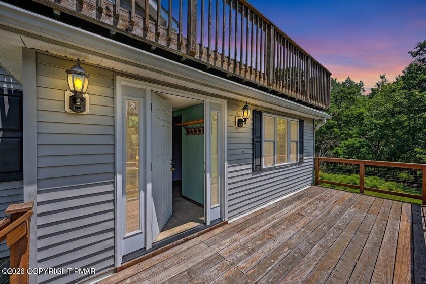 Welcome to your Pocono dream home. Full time living or vacation - photo 9