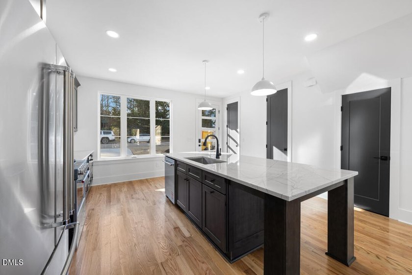 Now offering a 3-2-1 buydown w/ builder's preferred lender! It's - photo 10