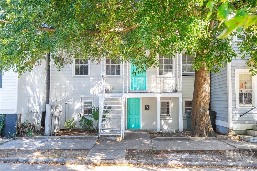 Great opportunity for Investors with a Super location in - photo 2