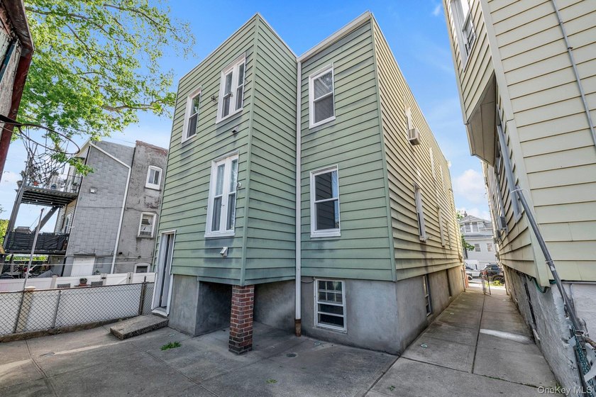 Exceptional opportunity in the sought-after Westchester Square - photo 16