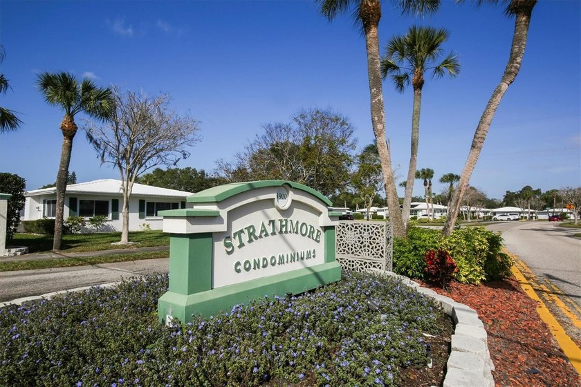 Located in the heart of Sarasota, this desirable 55+ community - photo 22