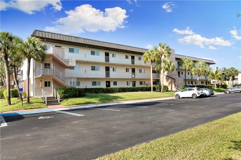 Discover easy Southwest Florida living in this beautifully - photo 22