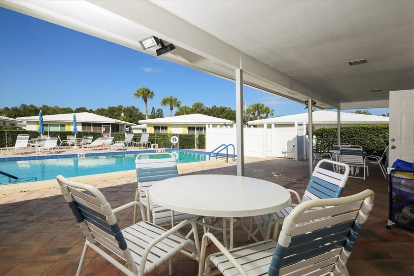 Located in the heart of Sarasota, this desirable 55+ community - photo 28