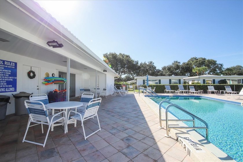 Located in the heart of Sarasota, this desirable 55+ community - photo 29