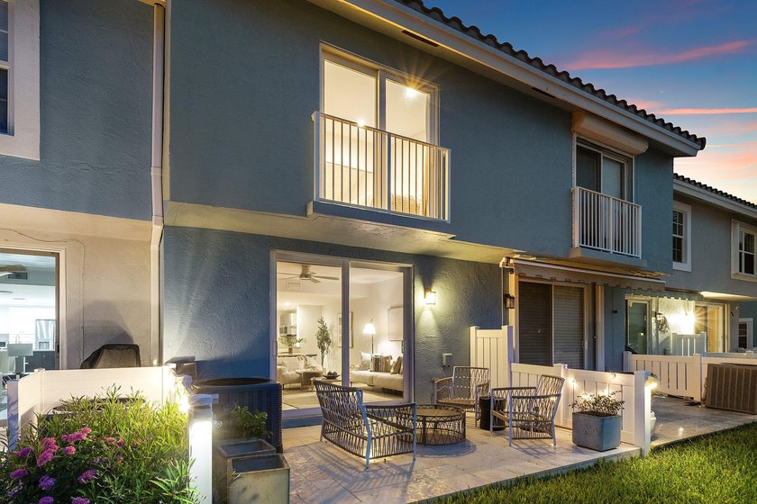 DIRECT MAIN INTRACOASTAL WATERWAY LIVING! Rarely available and - photo 38