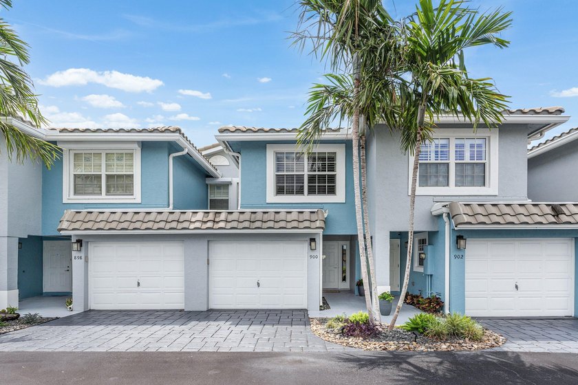 DIRECT MAIN INTRACOASTAL WATERWAY LIVING! Rarely available and - photo 40