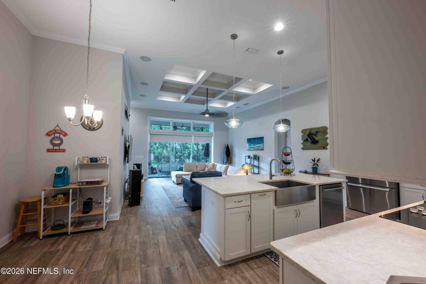 Welcome to 497 Pescado Drive in the prestigious Madeira - photo 9