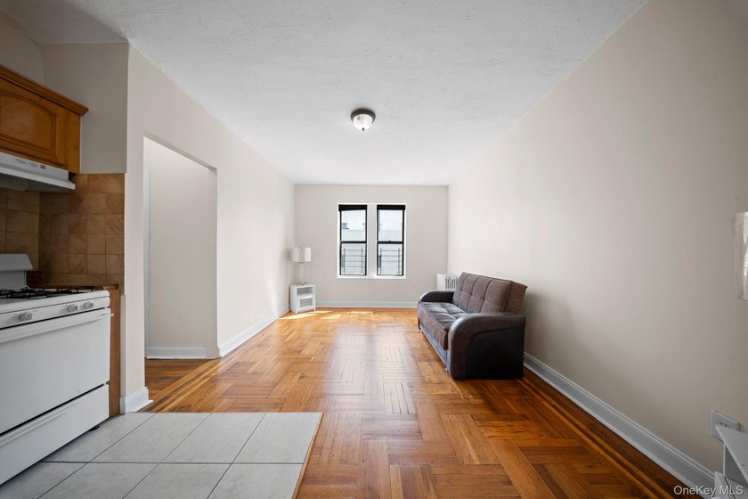 Move-in ready 1-bedroom HDFC co-op in the Highbridge section of - photo 2
