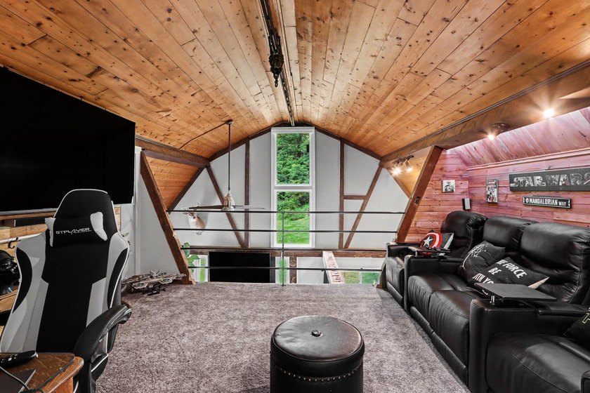 Charming converted barn home on 18 private acres, perfect for - photo 19