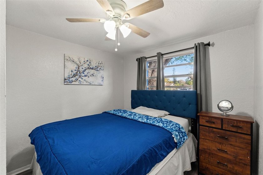 Back on market and ready for its next buyer. Previous contract - photo 19