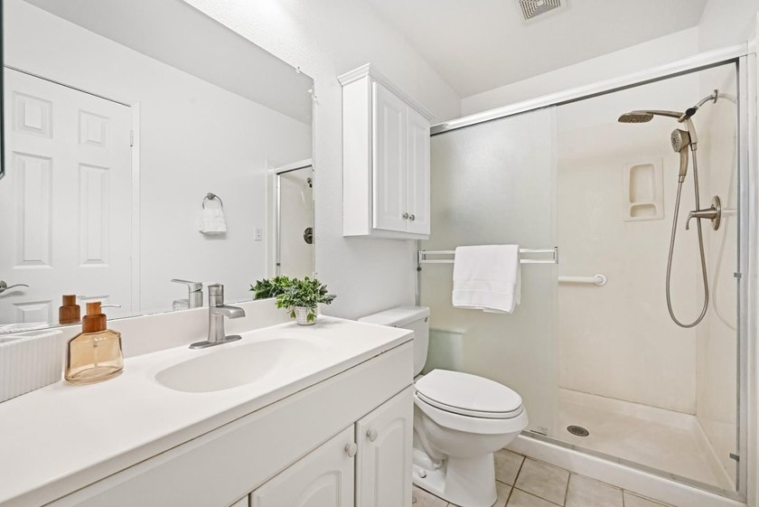 Total 1,694 SF of living area, including additional 260 SF bonus - photo 19