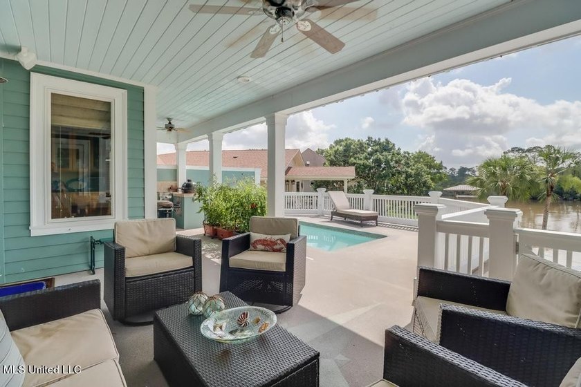 Home priced below Appraised Value. Built in Equity on this - photo 10