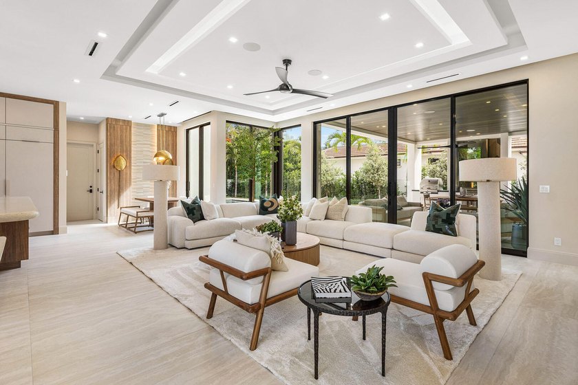 Designed by Randall Stofft Architects, built by Compson Homes - photo 14