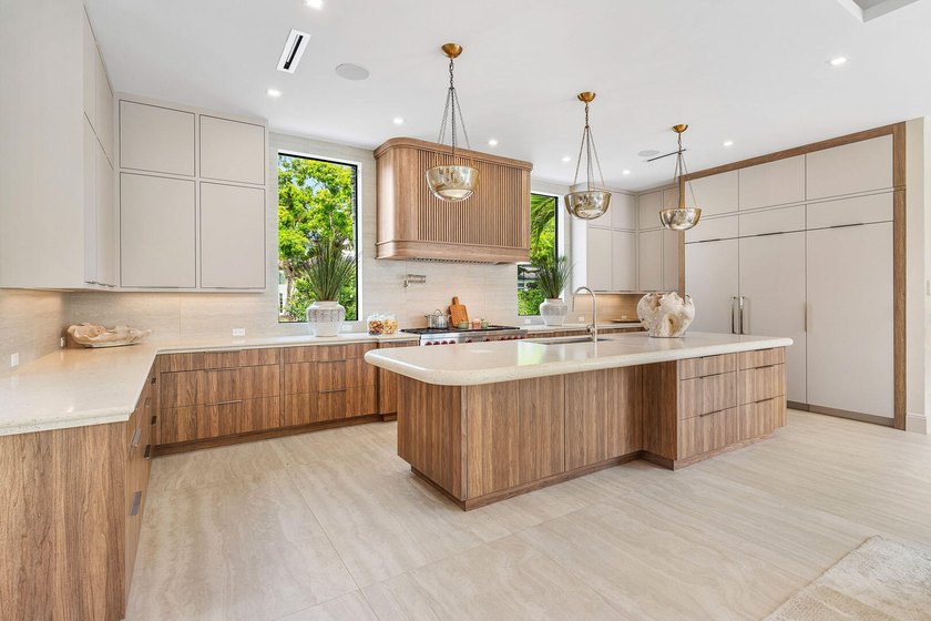 Designed by Randall Stofft Architects, built by Compson Homes - photo 17