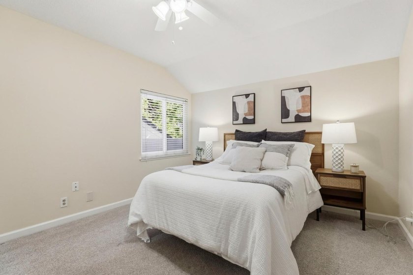 Open House Sun 6/7 12pm-2pm! Welcome to this upgraded 1BR/1BTH - photo 10