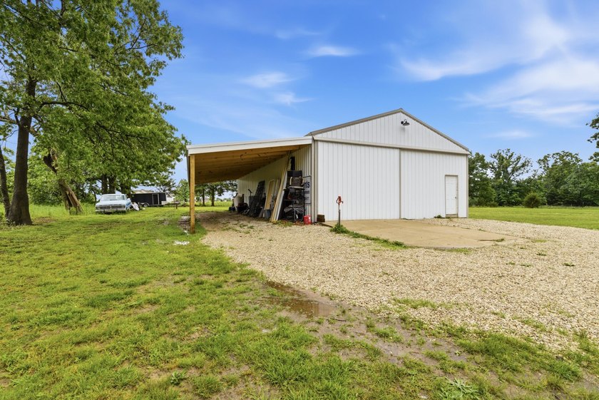 Escape to the country with this charming 3-bedroom 2-full bath - photo 22