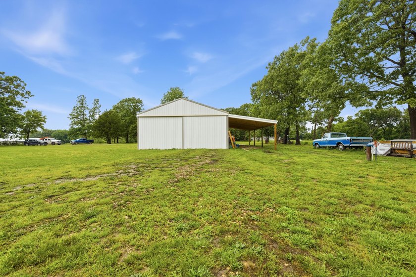 Escape to the country with this charming 3-bedroom 2-full bath - photo 23