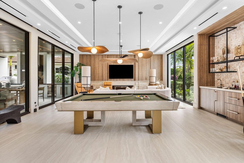 Designed by Randall Stofft Architects, built by Compson Homes - photo 24