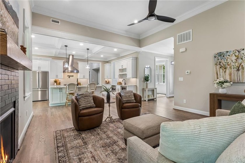 KINGSMILL WATERFRONT - Stunning new construction on a large - photo 7