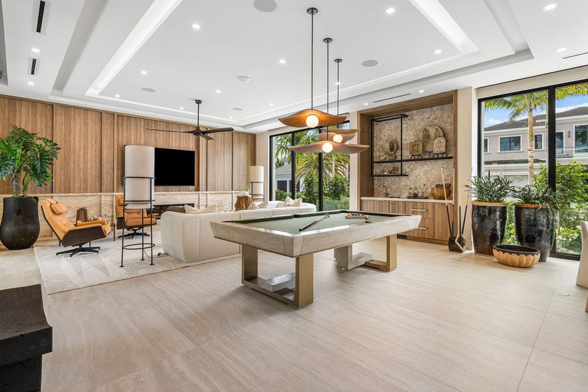 Designed by Randall Stofft Architects, built by Compson Homes - photo 28