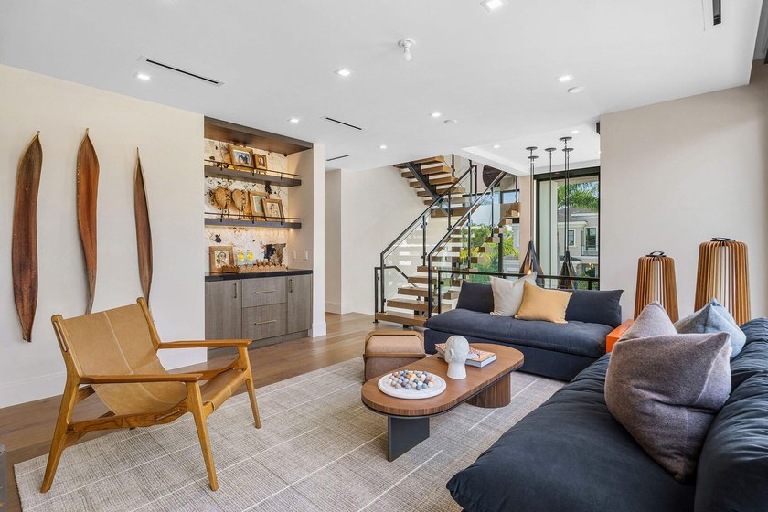 Designed by Randall Stofft Architects, built by Compson Homes - photo 37