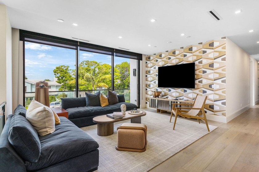 Designed by Randall Stofft Architects, built by Compson Homes - photo 38
