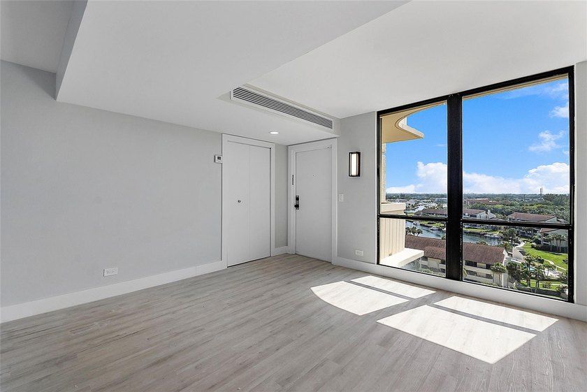 136 Lakeshore Dr T10 - photo 10
