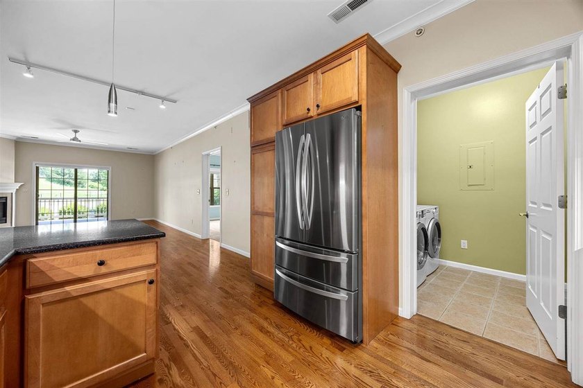 Beautifully maintained &amp; much loved, this single owner - photo 12