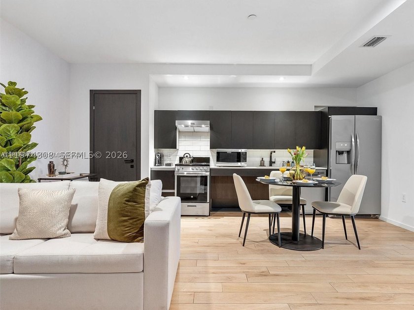 This Amazing Residence is centrally located in Downtown offering - photo 16