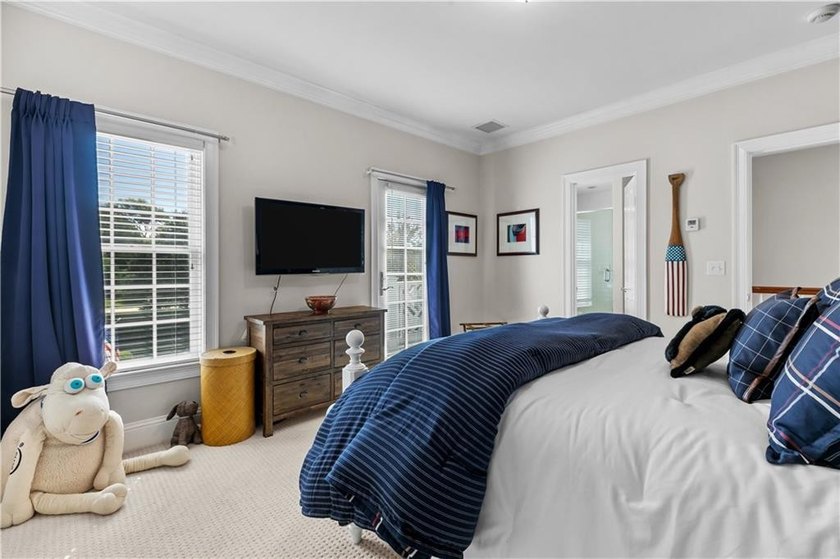 This lovely Royal Cottage sits on Sunset Lake with 3 beds and 3 - photo 39