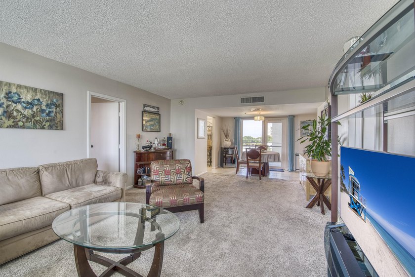 Stunning Intracoastal &amp; Golf Course Views, Priced to Sell! - photo 7
