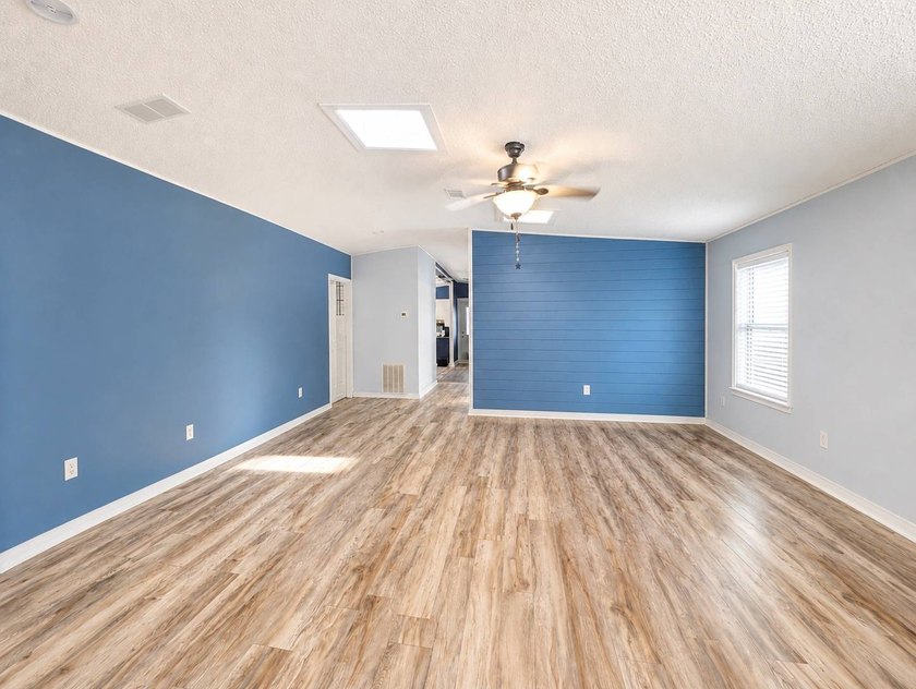 Welcome to your Florida dream home! Located in the highly - photo 14