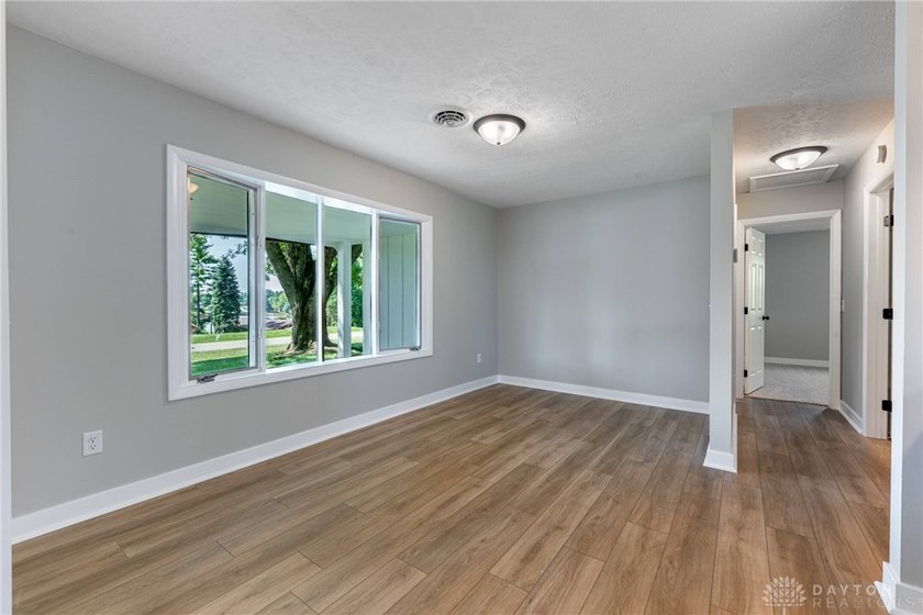 Totally renovated home at Shawnee Lake in Jamestown, absolutely - photo 15