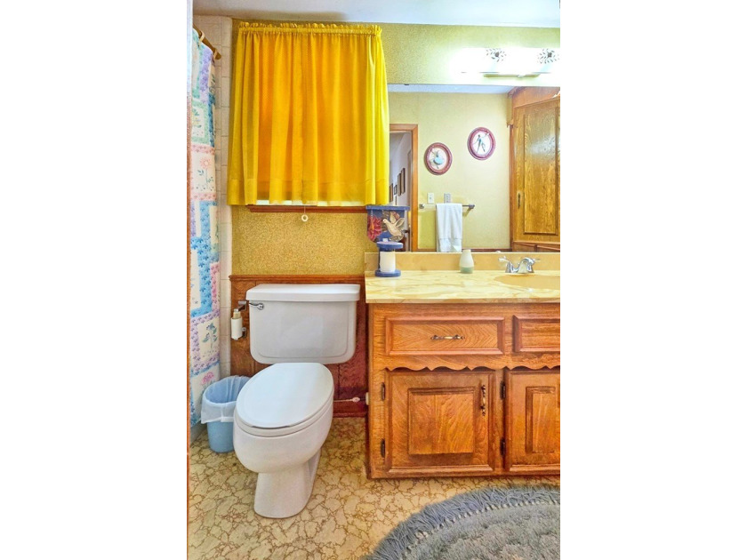 Affordable waterfront living on Toledo Bend! This charming - photo 24