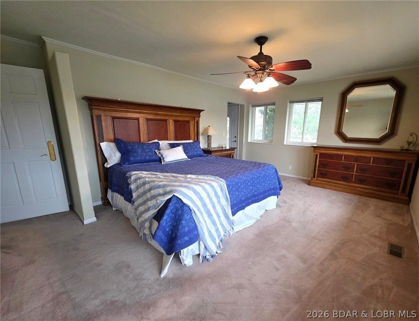 If you've been dreaming about escaping to the Lake, this is the - photo 25