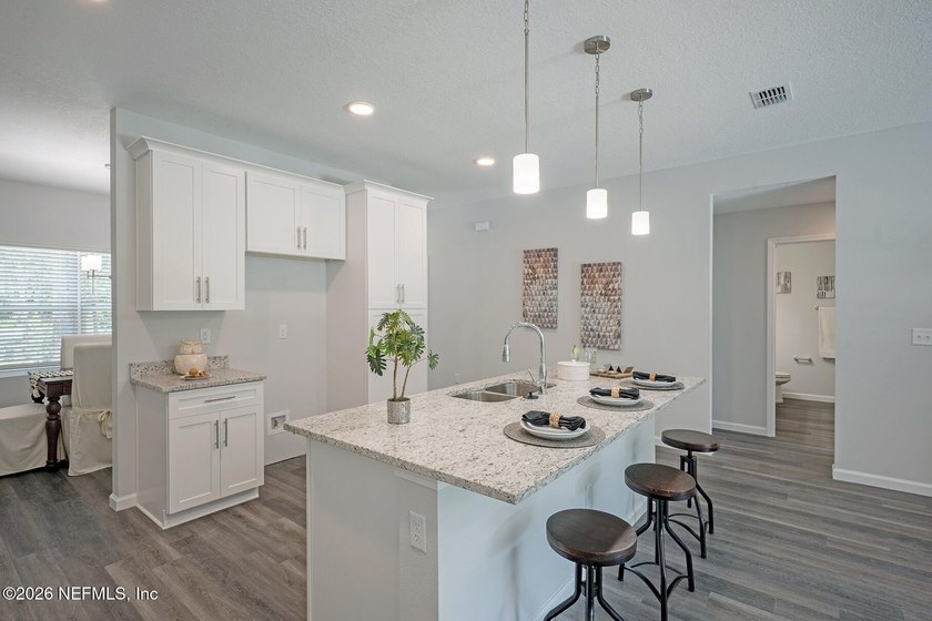 UNDER CONSTRUCTION! Beautiful 4bed/2bath home on approx 1 acre - photo 3