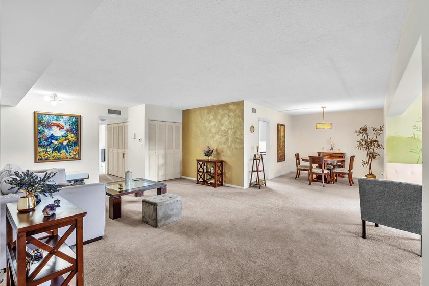 Discover exceptional space, comfort, and convenience in this - photo 3