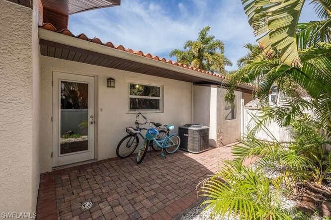 Prime Olde Naples homesite on a quiet Broad Ct S street - photo 34