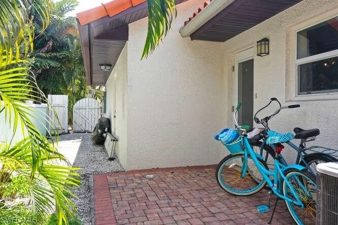 Prime Olde Naples homesite on a quiet Broad Ct S street - photo 35