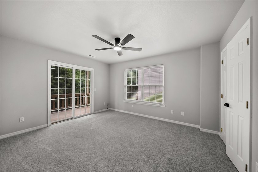 Welcome home to this beautifully updated 5-bedroom, 4-bath - photo 36