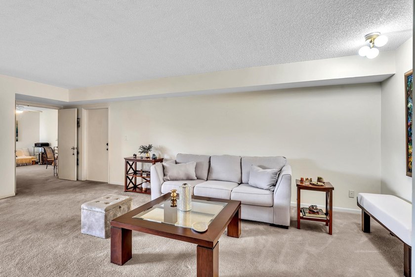 Discover exceptional space, comfort, and convenience in this - photo 6