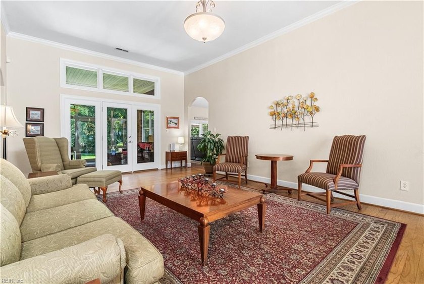 A truly exceptional offering in the sought-after Lagomar - photo 4