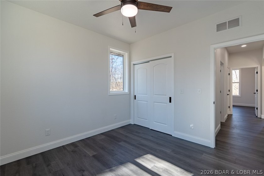 Enjoy main-level living in the highly sought after Porto Cima - photo 19