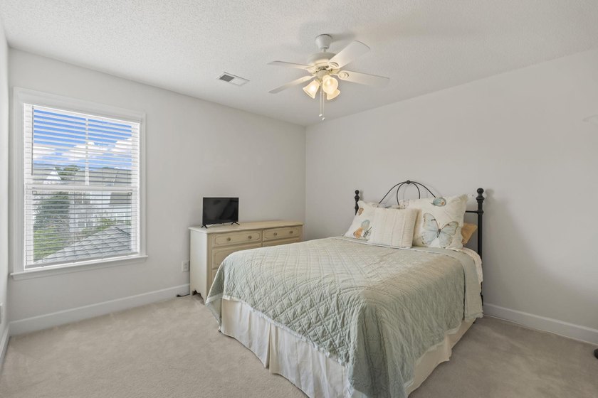 Welcome to your dream retreat in the heart of Myrtle Beach! - photo 19