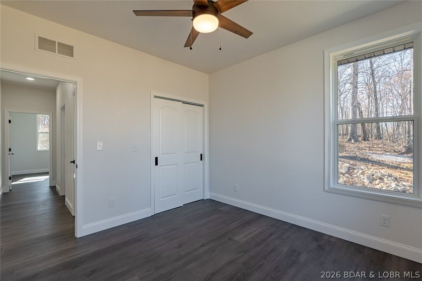 Enjoy main-level living in the highly sought after Porto Cima - photo 21