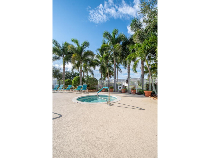 Welcome home to this beautifully maintained 3-bedroom, 2-bath - photo 27