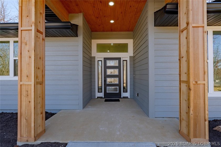 Enjoy main-level living in the highly sought after Porto Cima - photo 30