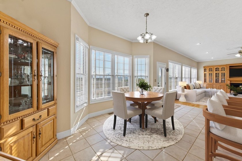 Where Timeless Mountain Beauty Meets Refined Country Living - photo 27