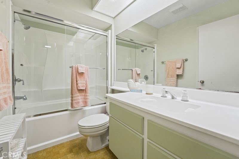 Situated in the highly sought-after Belmont Heights / 4th Street - photo 7